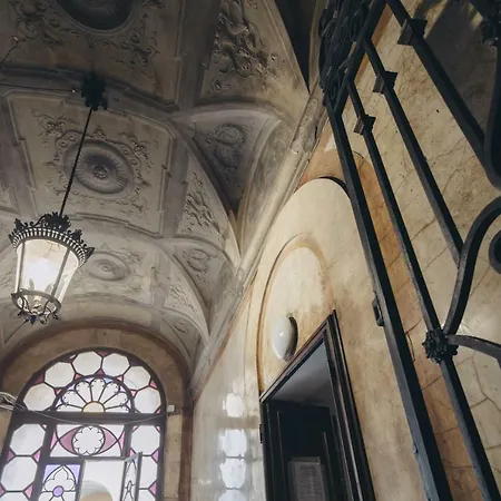 Gregorini Bingham Art Luxury Vendégház