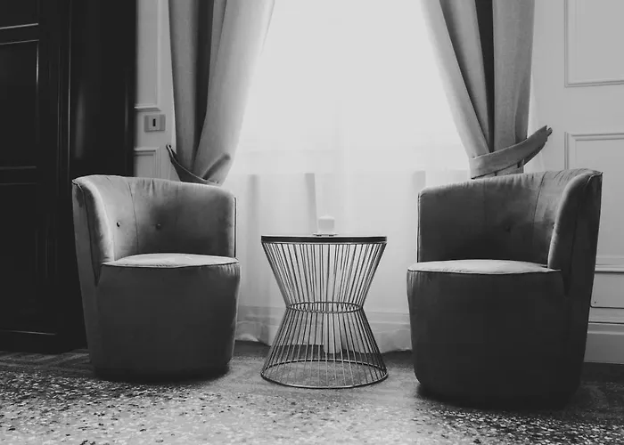Gregorini Bingham Art Luxury Πανσιόν 4*