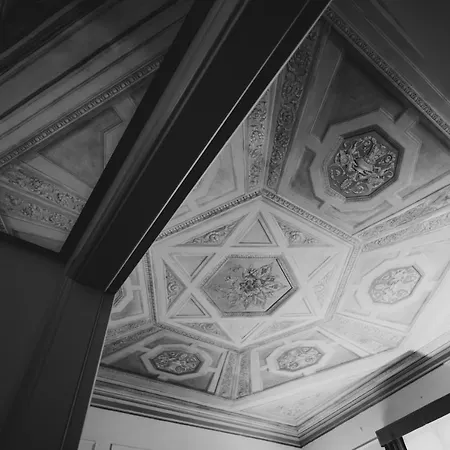 Guest house Gregorini Bingham Art Luxury 2*