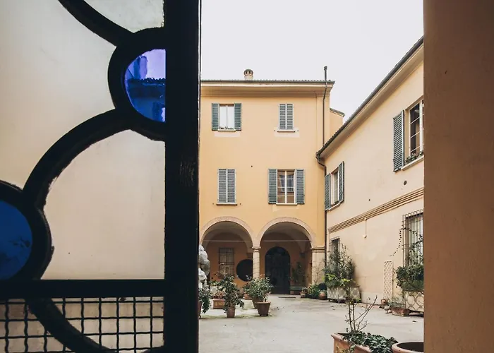 Gregorini Bingham Art Luxury Bologna