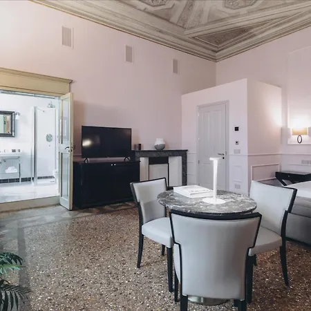 Gæstehus Gregorini Bingham Art Luxury Bologna