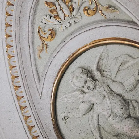 Gregorini Bingham Art Luxury 4* Болонья