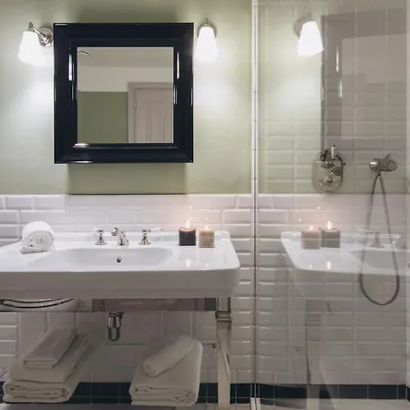 Gregorini Bingham Art Luxury Гостевой дом Болонья