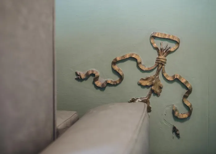 Gregorini Bingham Art Luxury Bologna